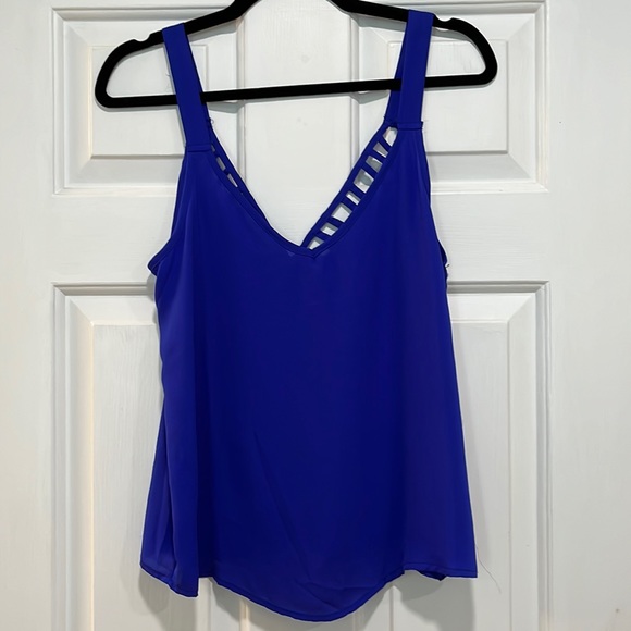 Tank top - Picture 1 of 3